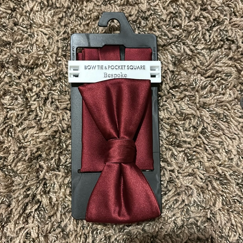 Bow tie and Pocket Square